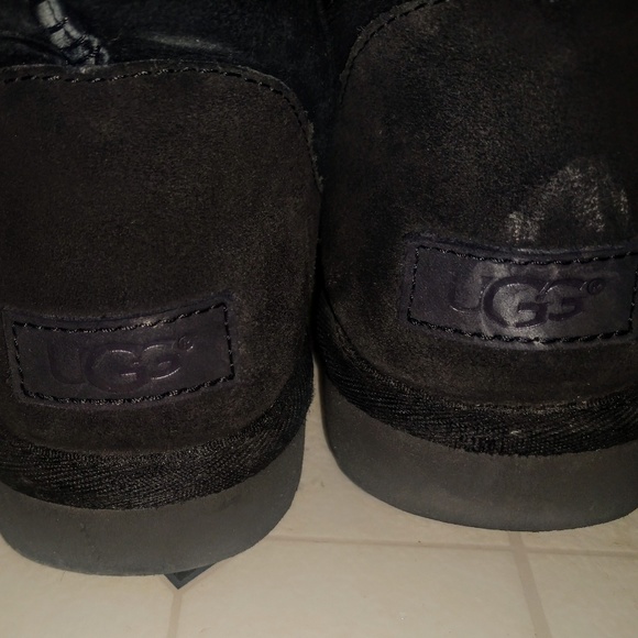 Ugh Boots - Picture 2 of 3